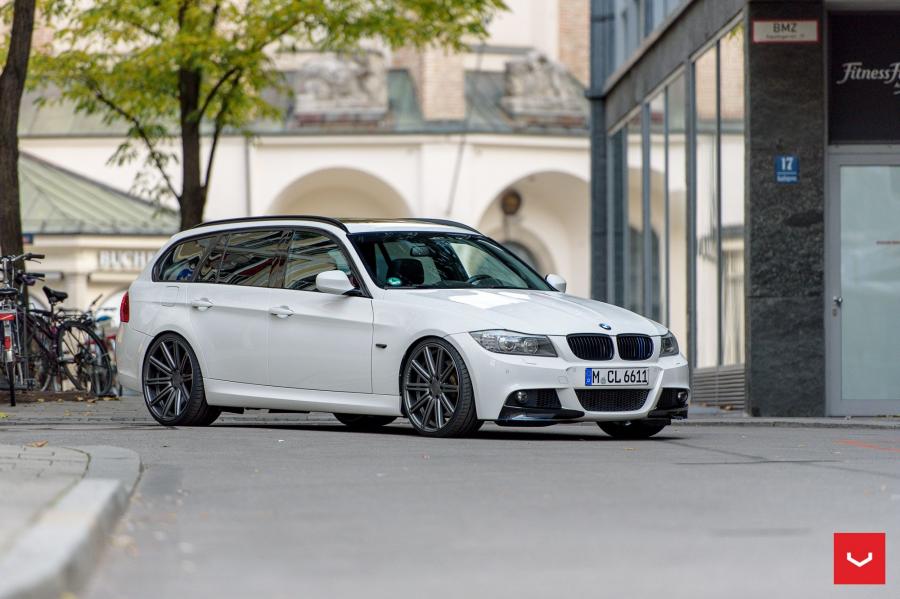  BMW 3-Series Touring on Vossen Wheels (CV4) 2016 года  (фото 4 из 26)